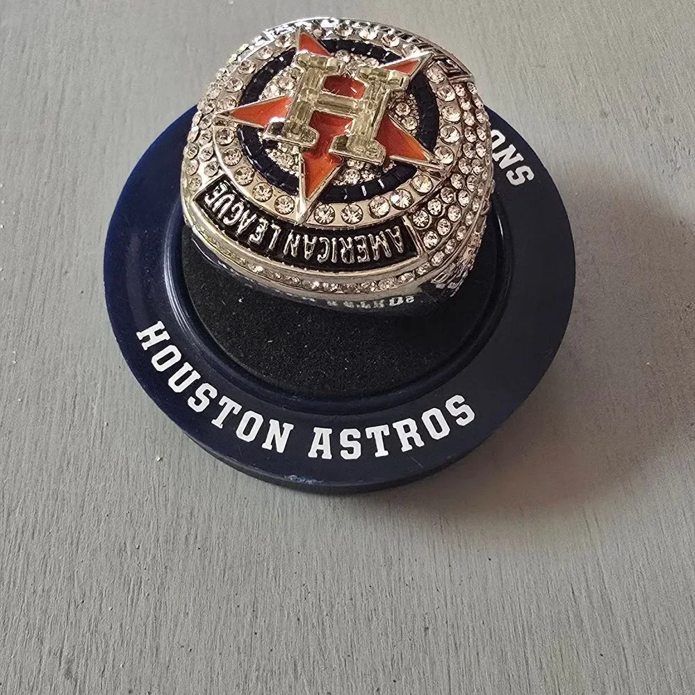Astros 2019 AL Champions SGA Ring w/ Display Base | Rare Complete Set